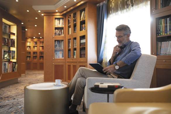 Regent Seven Seas Cruises Library Lifestyle.jpg